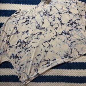 Old Navy Active Go-Dry Women's Marble-Print Short Sleeve Top - Cream & Navy